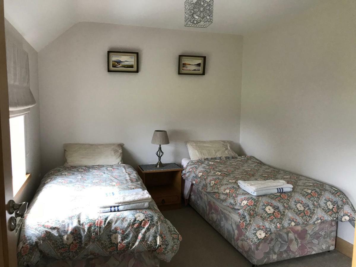 Corrib View Farmhouse Γκάλγουεϊ Εξωτερικό φωτογραφία