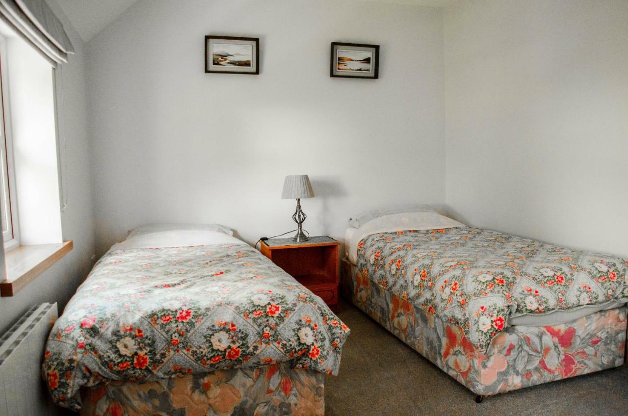 Corrib View Farmhouse Γκάλγουεϊ Εξωτερικό φωτογραφία